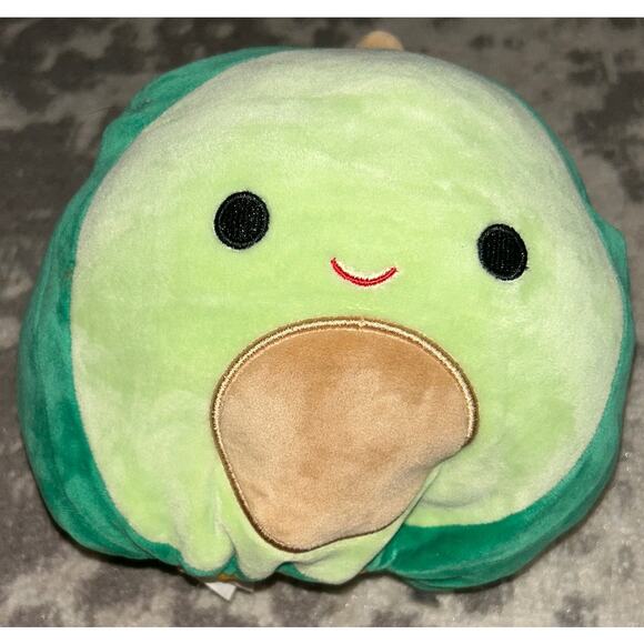 Kelly Toys Gideon the Guacamole Chips & Dips-Avocado Reversible Squishmellow - Picture 3 of 5